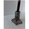 Image 3 : Upright Vise - CANNOT SHIP