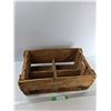 Image 1 : Wooden Crate - 20'' x 12.5'' x 9''