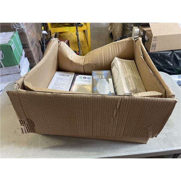 BOX OF METAL HALIDE HALOGEN LIGHT BULBS