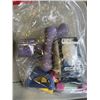 Image 2 : BOX OF WEIGHTS, SPORTING GOODS AND THERMOSES