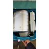 Image 1 : ROTTISSERIE OVEN  AND ASSORTED HGOUSEHOLD ITEMS IN TOTE