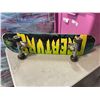Image 2 : SPORTS BALLS AND SKATEBOARD