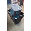 Image 3 : 5 STORAGE TOTES 102 L EACH AND BASKET OF CAONTAINERS