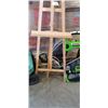 Image 2 : WOODEN EASEL
