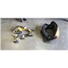 Image 1 : DEWALT 20V VORDLESS TOOL SET WITH CIRCULAR SDAW, IMPACT GUN AND DRILL, WITH 2 4AH BATTERIES, ONE 2AH