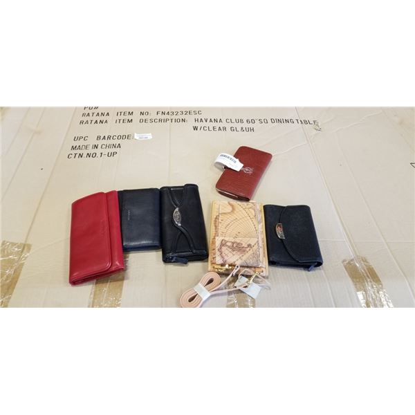 ASSORTED DESIGNER NAME WALLETS