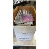Image 1 : BOX OF CD'S