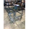 Image 2 : 3 PIECE LIVING ROOM TABLE SET WITH METAL BASE AND GLASS TOP