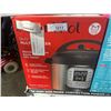 Image 2 : INSTANT POT DUO V5 7IN1 6QT PRESSURE COOKER - TESTED WORKING, RETAIL $109