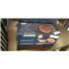 Image 2 : YUM CITY FOOD DELIVERY BAG AND NEW MINI DUTCH OVENS