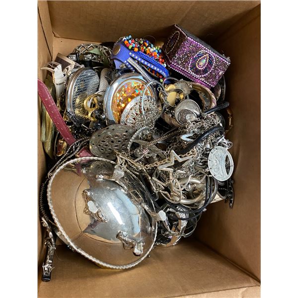 MISC COSTUME JEWELRY