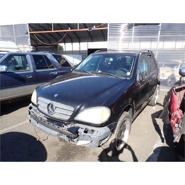 2004 Mercedes-Benz ML350