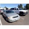 Image 2 : 2002 Toyota Avalon