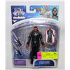 Image 1 : SPACE JAM LEBRON JAMES CYBER HERO FIGURE