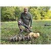 Image 1 : Fully guided Missouri Squirrel Hunt/Epicurean Experience