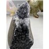 Image 4 : 4.1 INCH BLACK AMETHYST GEODE FLAME (BEAUTIFUL SHINE)