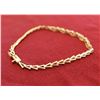 Image 1 : Gold 10k Bracelet w/ Arrow Design 7"L, 2.8 grams
