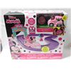 Image 1 : DISNEY JR. MINNIE ICE CREAM SHOP TRACK SET - NEW