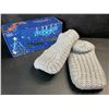Image 4 : 1 Pair of Lemzone Men's Warm Non-Slip Slipper Socks w/ Sherpa Lining (Size M) New in Box