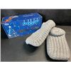 Image 4 : 1 Pair of Lemzone Men's Warm Non-Slip Slipper Socks w/ Sherpa Lining (Size M) New in Box