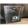 Image 1 : 1 AquaSonic Black Series Pro Ultra Sonic Toothbrush Set - New