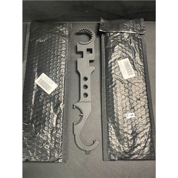 2 Universal Urban Wrenches - New