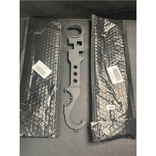 2 Universal Urban Wrenches - New