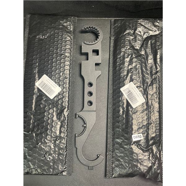 2 Universal Urban Wrenches - New