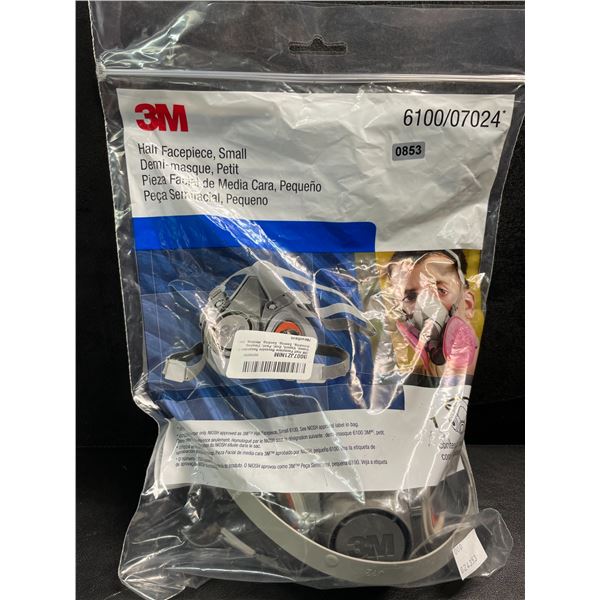 1 3M Half Facepiece Reusable Respirator - Side Small - New