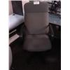Image 1 : Grey Hiback Executive Chair