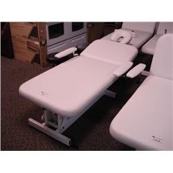 Silhouet Tone Motorized Massage Table C/w Remote