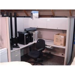 Approx 20 Precision Modular Workstations