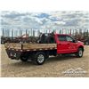 Image 3 : 2022 FORD F350 XLT CREW CAB FLATBED TRUCK