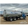 Image 3 : 2007 STERLING T/A 4,565 GALLON TANK TRUCK
