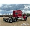 Image 3 : 2010 PETERBILT 388 T/A SLEEPER TRUCK TRACTOR