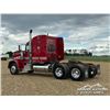Image 4 : 2010 PETERBILT 388 T/A SLEEPER TRUCK TRACTOR