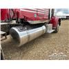 Image 62 : 2010 PETERBILT 388 T/A SLEEPER TRUCK TRACTOR