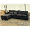 Image 1 : 4 SEATER SECTIONAL COUCH