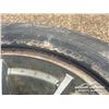 Image 8 : (4) HANKOOK 285/70R17 TIRES & RIMS