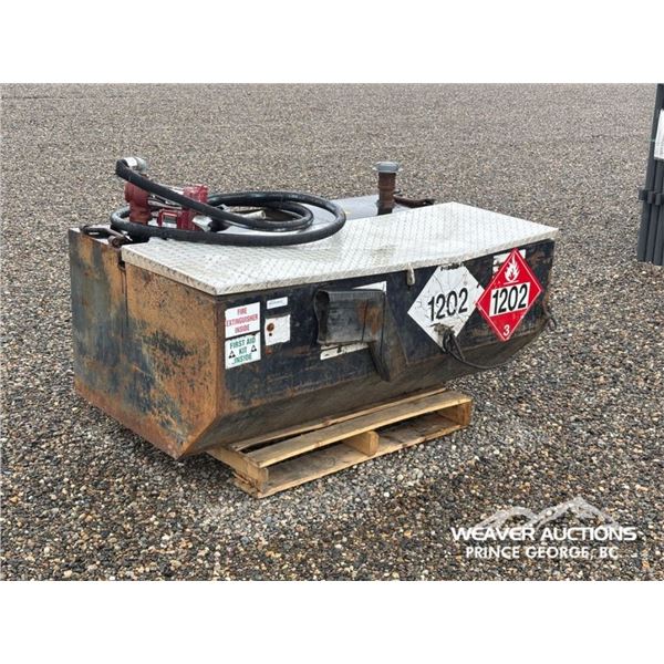 L SHAPED FUEL TANK W/ TOOL BOX