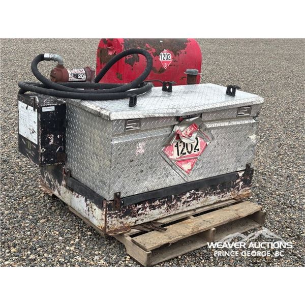 L SHAPED FUEL TANK W/ TOOL BOX