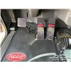 Image 16 : 2024 PETERBILT 389X T/A SLEEPER TRUCK TRACTOR