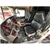 Image 7 : 2013 PETERBILT 388 T/A SLEEPER TRUCK TRACTOR