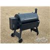 Image 2 : 36 IN. TRAEGER SMOKER GRILL