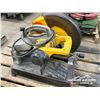 Image 4 : DEWALT MULTI-CUTTER SAW