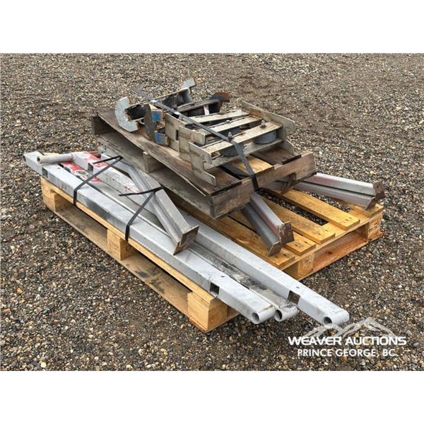 (3) PIPE STAND W/ (5) ROLLERS