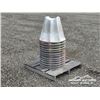 Image 3 : (13) CONE PIPE STANDS