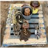 Image 1 : QUANTITY OF ASSORTED RIGGING EQUIPMENT