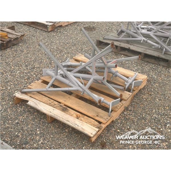 (4) ADJUSTABLE PIPE STANDS