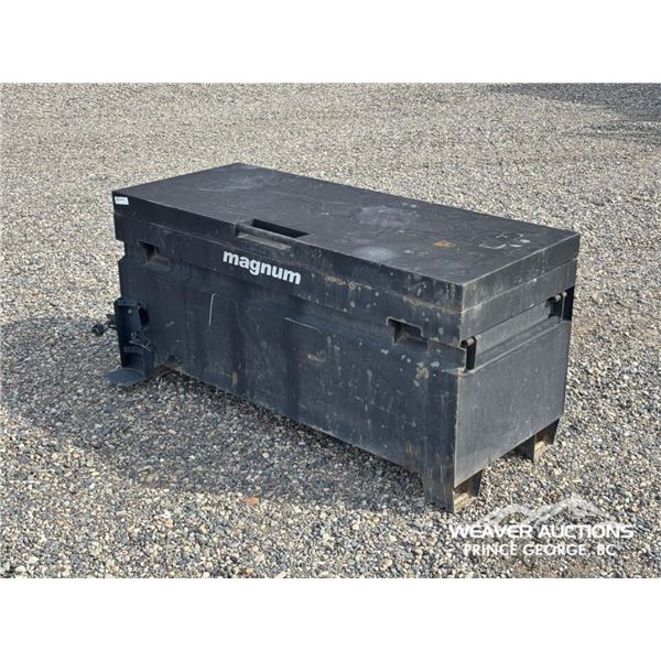 TOOL CHEST